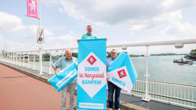 Evenementen Platform Kampen hangt de vlag uit